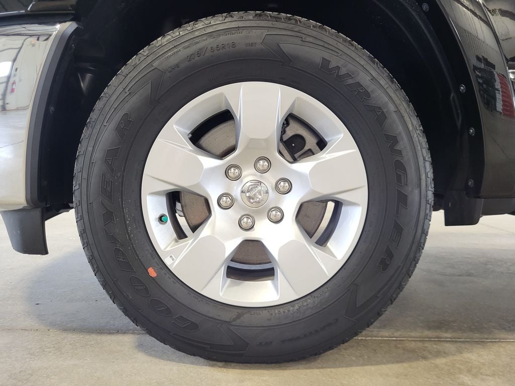 2025 RAM 1500 Big Horn Crew Cab 4x4 5'7' Box