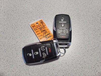 2025 RAM 1500 Big Horn Crew Cab 4x4 5'7' Box