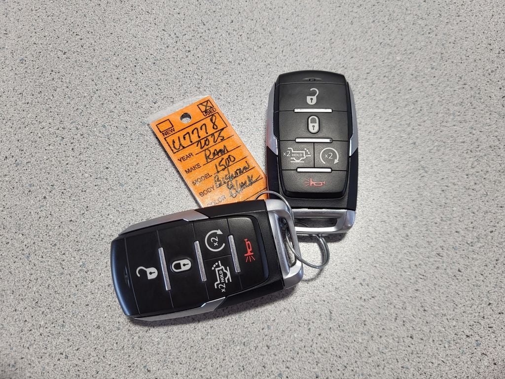 2025 RAM 1500 Big Horn Crew Cab 4x4 5'7' Box