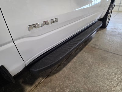 2023 RAM 1500 Big Horn Crew Cab 4x4 5'7' Box