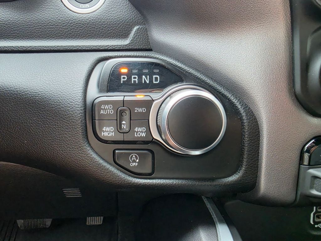2023 RAM 1500 Big Horn Crew Cab 4x4 5'7' Box