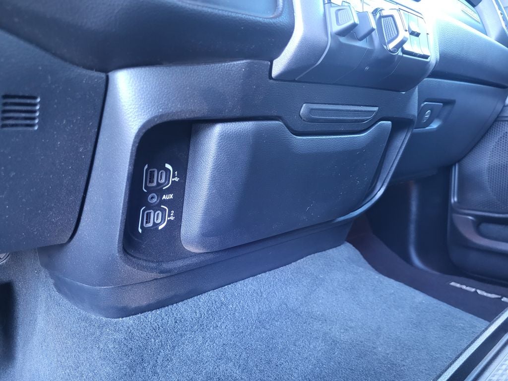 2024 RAM 1500 Big Horn Crew Cab 4x4 5'7' Box