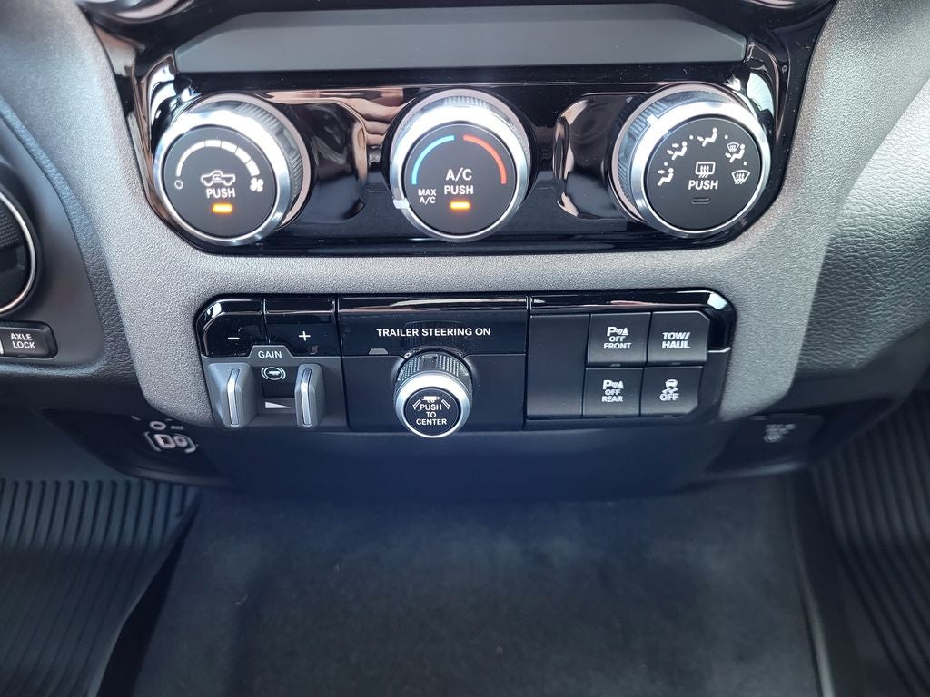 2026 RAM Ram 1500 RAM 1500 WARLOCK CREW CAB 4X4 5'7' BOX