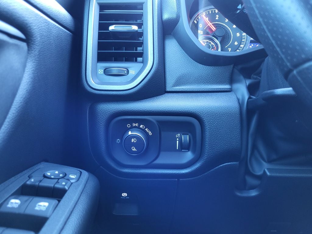 2026 RAM Ram 1500 RAM 1500 WARLOCK CREW CAB 4X4 5'7' BOX