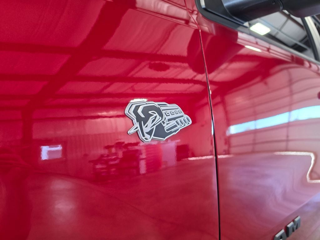 2026 RAM Ram 1500 RAM 1500 EXPRESS CREW CAB 4X4 5'7' BOX