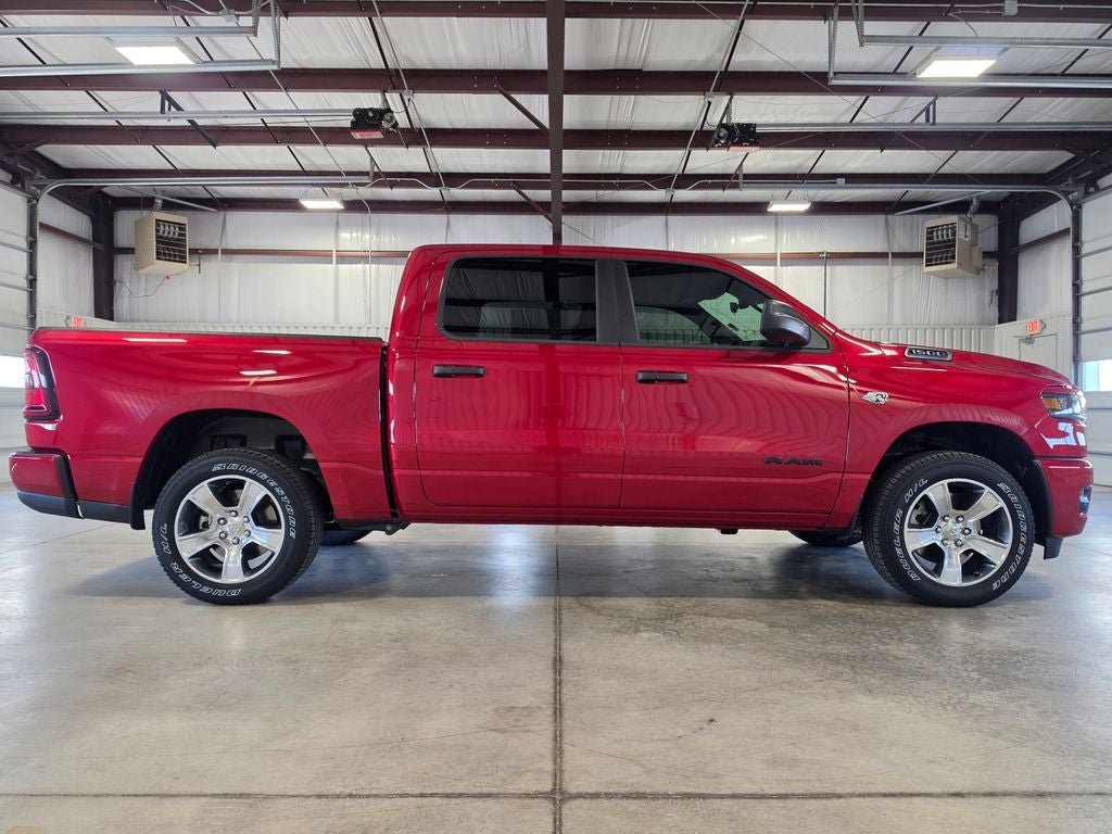 2026 RAM Ram 1500 RAM 1500 EXPRESS CREW CAB 4X4 5'7' BOX