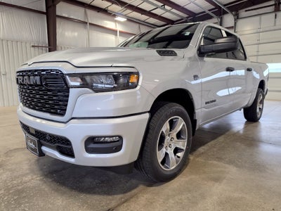 2027 RAM Ram 1500 RAM 1500 EXPRESS CREW CAB 4X4 5'7' BOX