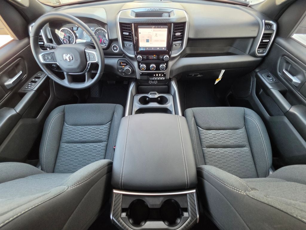 2026 RAM 1500 RAM 1500 EXPRESS CREW CAB 4X4 5'7' BOX