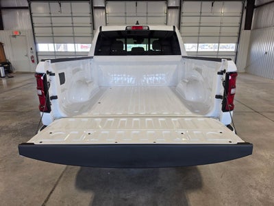 2026 RAM 1500 RAM 1500 EXPRESS CREW CAB 4X4 5'7' BOX