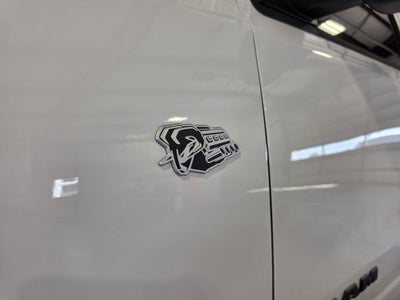 2026 RAM 1500 RAM 1500 EXPRESS CREW CAB 4X4 5'7' BOX