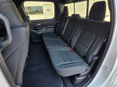 2026 RAM 1500 RAM 1500 EXPRESS CREW CAB 4X4 5'7' BOX