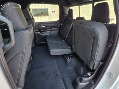 2026 RAM 1500 RAM 1500 EXPRESS CREW CAB 4X4 5'7' BOX