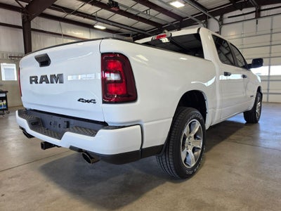 2026 RAM 1500 RAM 1500 EXPRESS CREW CAB 4X4 5'7' BOX