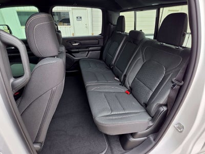 2027 RAM Ram 1500 RAM 1500 EXPRESS CREW CAB 4X4 5'7' BOX