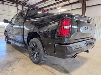 2027 RAM Ram 1500 RAM 1500 EXPRESS CREW CAB 4X4 5'7' BOX