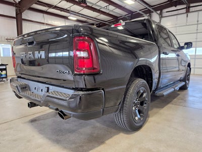 2027 RAM Ram 1500 RAM 1500 EXPRESS CREW CAB 4X4 5'7' BOX