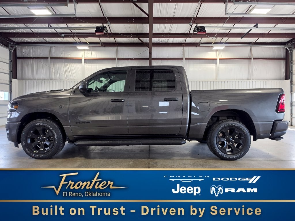 2027 RAM Ram 1500 RAM 1500 EXPRESS CREW CAB 4X4 5'7' BOX