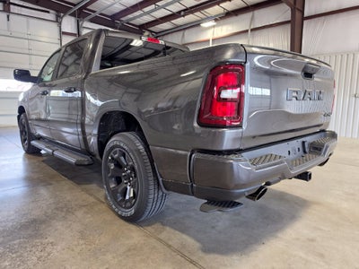 2027 RAM Ram 1500 RAM 1500 EXPRESS CREW CAB 4X4 5'7' BOX