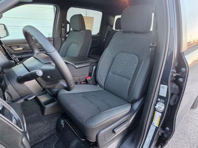 2026 RAM Ram 1500 RAM 1500 EXPRESS CREW CAB 4X4 5'7' BOX