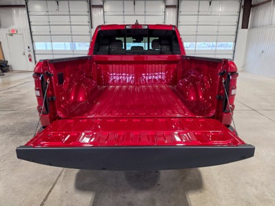 2027 RAM Ram 1500 RAM 1500 EXPRESS CREW CAB 4X4 5'7' BOX