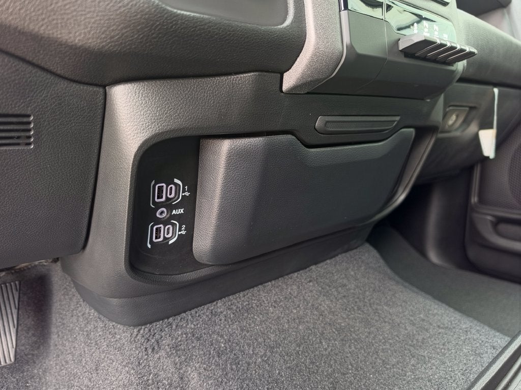 2027 RAM Ram 1500 RAM 1500 EXPRESS CREW CAB 4X4 5'7' BOX