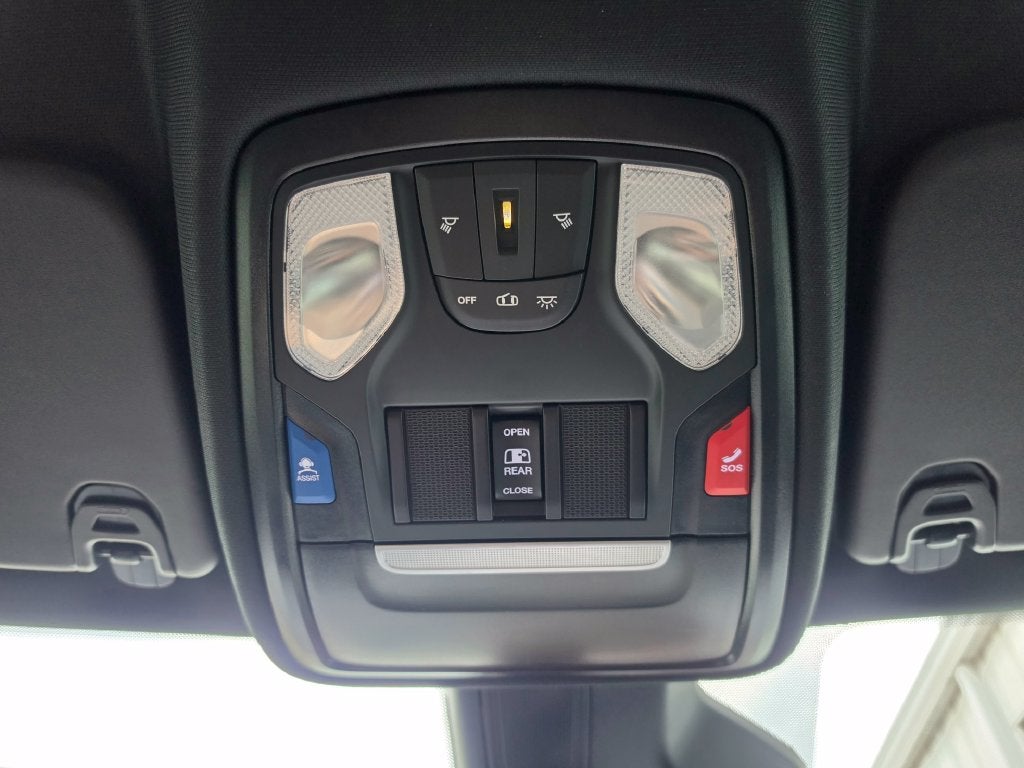 2027 RAM Ram 1500 RAM 1500 EXPRESS CREW CAB 4X4 5'7' BOX