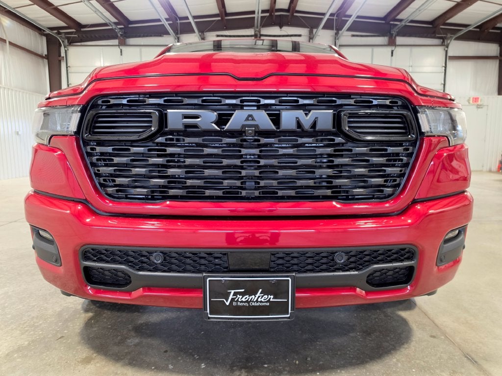 2027 RAM Ram 1500 RAM 1500 EXPRESS CREW CAB 4X4 5'7' BOX