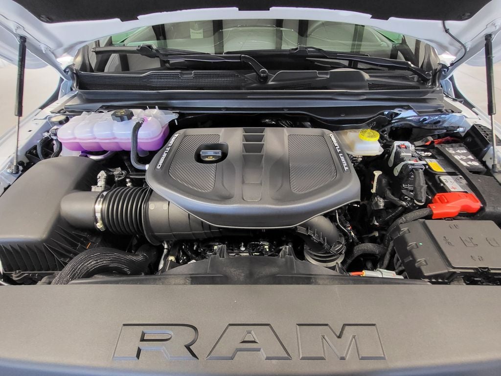 2026 RAM Ram 1500 RAM 1500 LIMITED CREW CAB 4X4 5'7' BOX