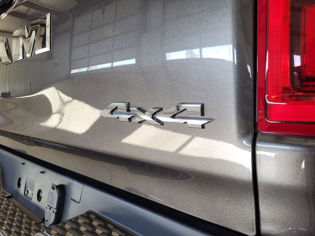 2026 RAM Ram 1500 RAM 1500 LIMITED CREW CAB 4X4 5'7' BOX