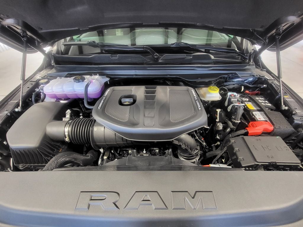 2026 RAM Ram 1500 RAM 1500 LIMITED CREW CAB 4X4 5'7' BOX