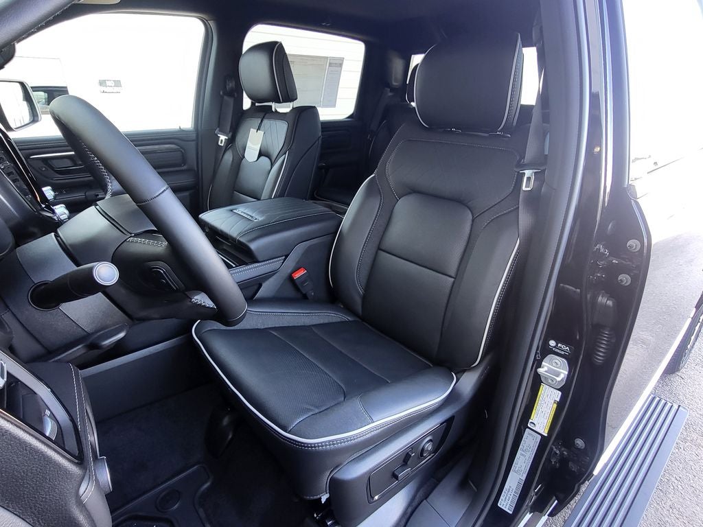 2026 RAM Ram 1500 RAM 1500 LIMITED CREW CAB 4X4 5'7' BOX