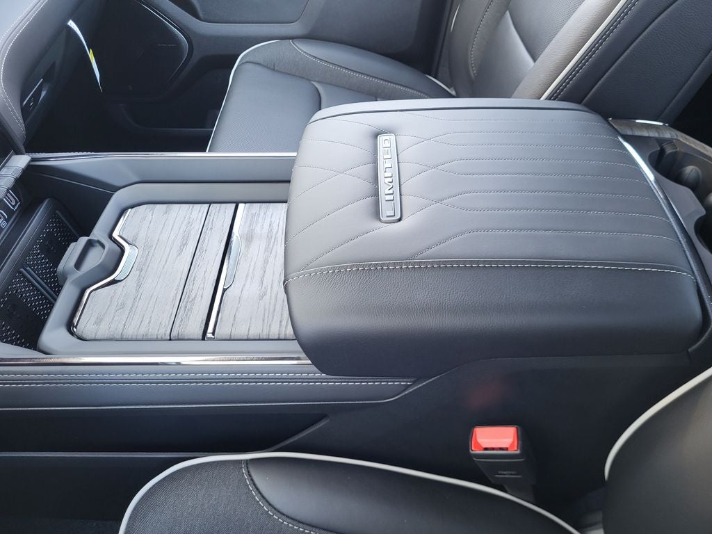 2026 RAM Ram 1500 RAM 1500 LIMITED CREW CAB 4X4 5'7' BOX