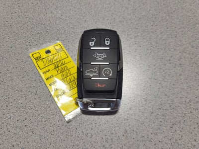 2026 RAM Ram 1500 RAM 1500 LIMITED CREW CAB 4X4 5'7' BOX