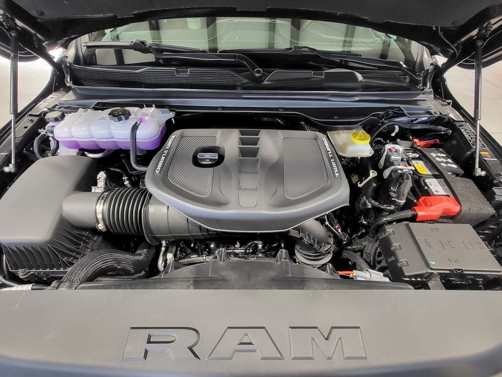 2026 RAM Ram 1500 RAM 1500 LIMITED CREW CAB 4X4 5'7' BOX