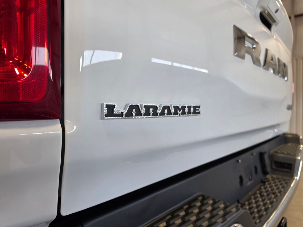 2025 RAM 1500 Laramie Crew Cab 4x4 5'7' Box