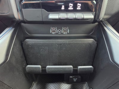 2025 RAM 1500 Laramie Crew Cab 4x4 5'7' Box