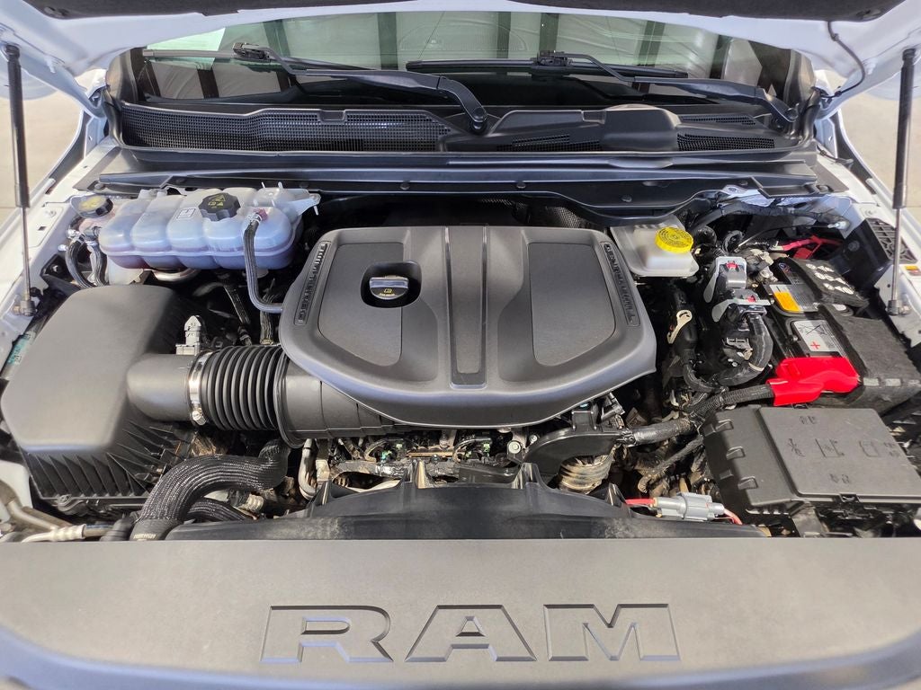 2025 RAM 1500 Laramie Crew Cab 4x4 5'7' Box