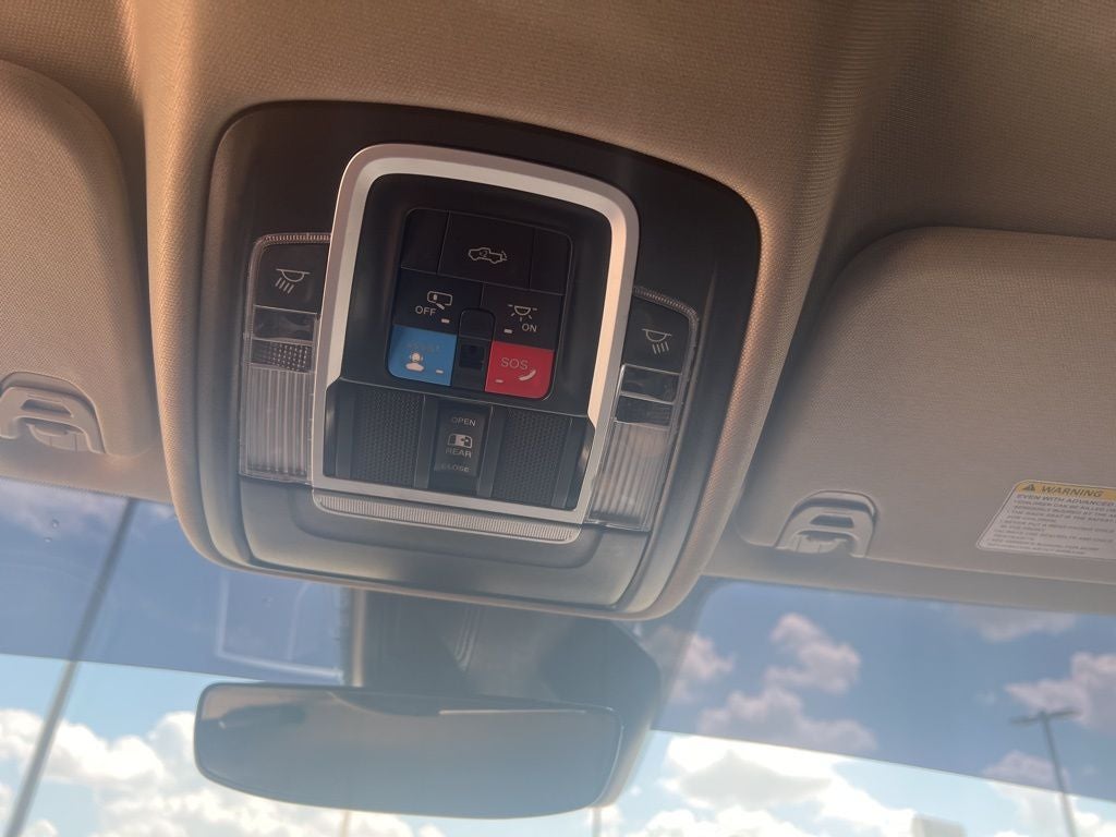 2025 RAM 1500 Laramie Crew Cab 4x4 5'7' Box