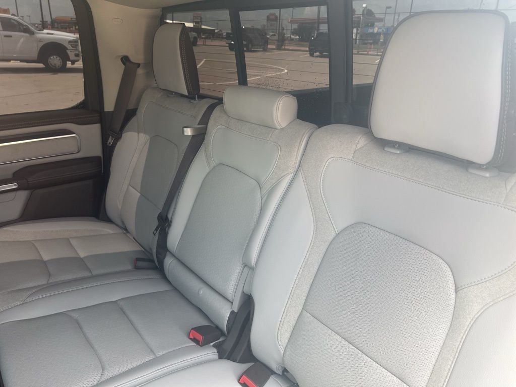 2025 RAM 1500 Laramie Crew Cab 4x4 5'7' Box