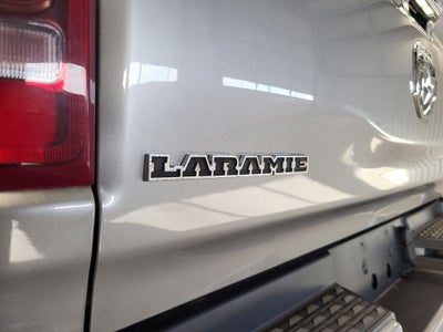 2022 RAM 1500 Laramie Crew Cab 4x4 5'7' Box