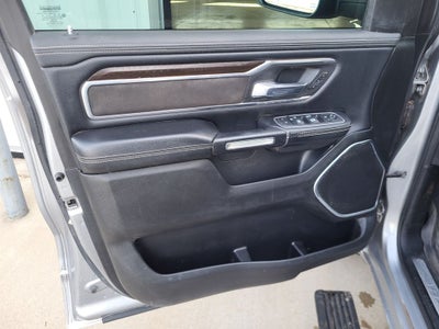 2022 RAM 1500 Laramie Crew Cab 4x4 5'7' Box