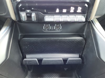 2022 RAM 1500 Laramie Crew Cab 4x4 5'7' Box