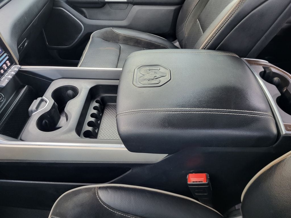 2022 RAM 1500 Laramie Crew Cab 4x4 5'7' Box