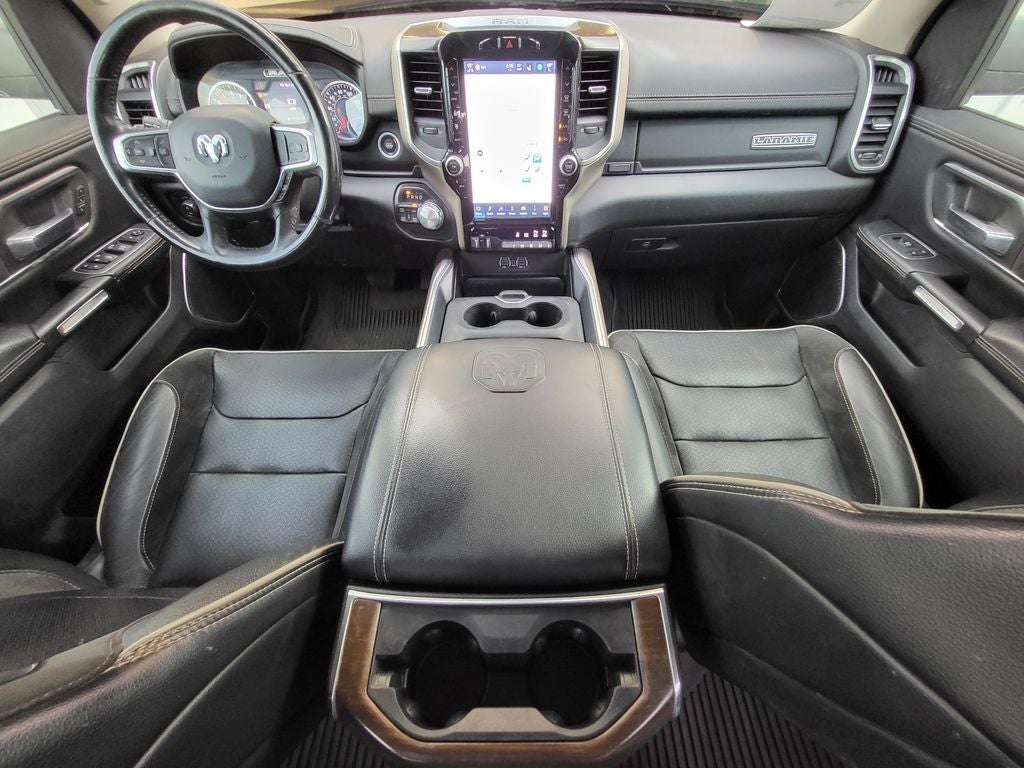 2022 RAM 1500 Laramie Crew Cab 4x4 5'7' Box