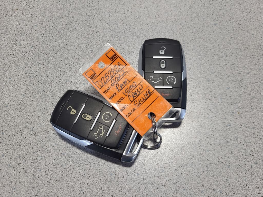 2022 RAM 1500 Laramie Crew Cab 4x4 5'7' Box