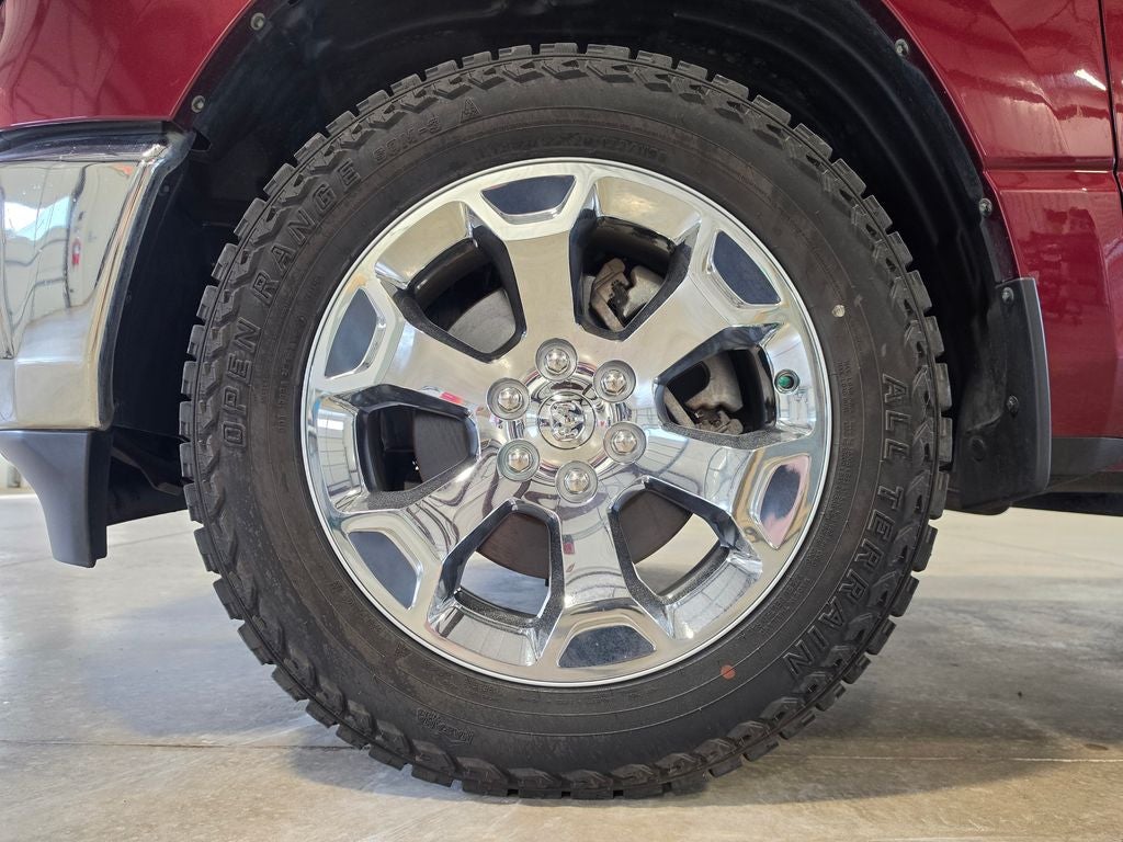 2020 RAM 1500 Big Horn Crew Cab 4x4 6'4' Box