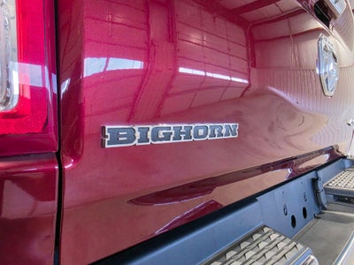 2020 RAM 1500 Big Horn Crew Cab 4x4 6'4' Box