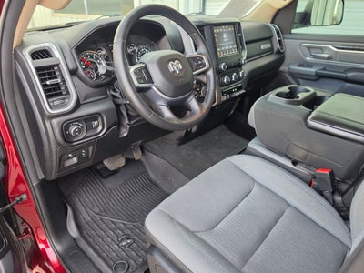 2020 RAM 1500 Big Horn Crew Cab 4x4 6'4' Box