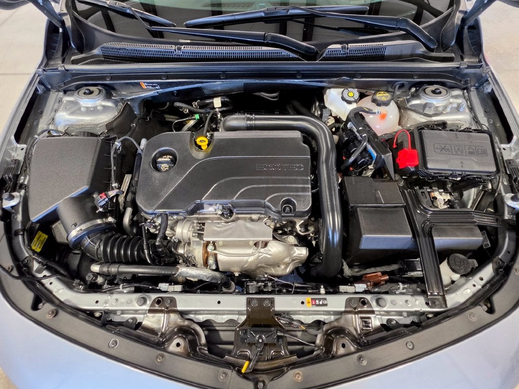 2025 Chevrolet Malibu FWD RS