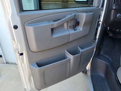 2024 Chevrolet Express Passenger RWD 2500 Regular Wheelbase LT